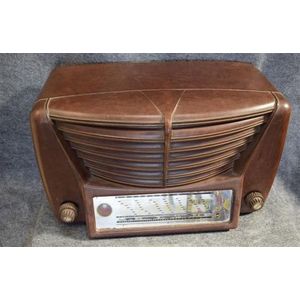A Ora 294 Bakelite radio split to case serial number 107036, 28…