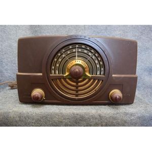 KNOB Round Fluted Brown bakelite vintage Radio 38 mm dia on eBid Canada