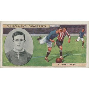 1902-35 better football cards, including 1914 Churchman…