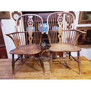 Pair of Windsor chairs, 18th/19th century English oak and elm&hellip;