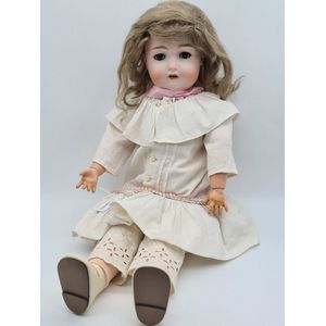 Vintage 6.5 German Costume  Doll READ