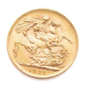 A 22ct gold South African 1927 sovereign, size 22 x 22 mm,…