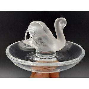 Lalique swan store ring holder