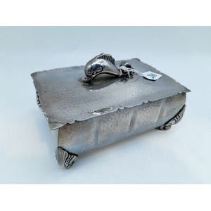 Silver Victorian Wave Compact (7 Kings) MetalPlated Cigarette Case & Stash  Box