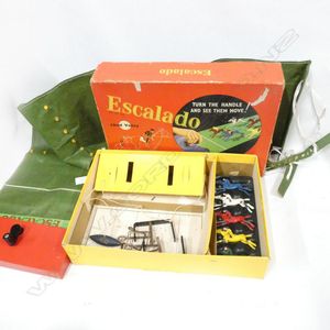 Chad valley Escaldo action horse racing game, in original box
