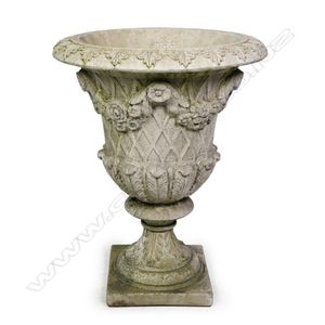 A pair of quality English made cast concrete classical garden…