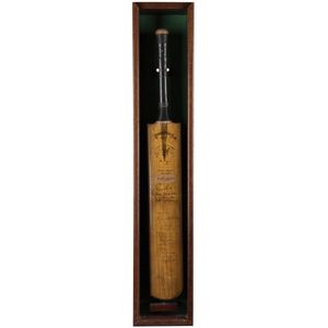 1920-21 'Summers Brown & Sons - J B Hobbs' full-size cricket…