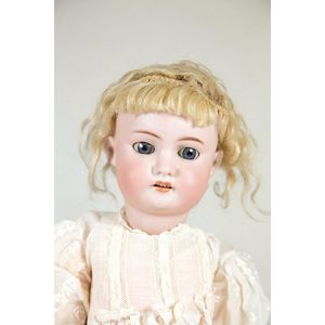Simon & Halbig bisque doll, blue sleeping eyes, blonde mohair…