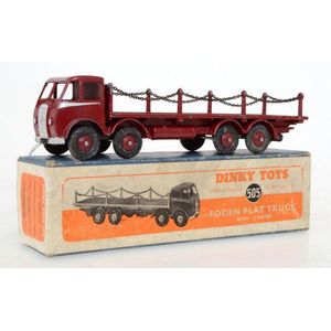 Dinky 505 Foden flat truck with chains, 1st type maroon cab,…