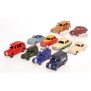 A large collection of Dinky models, including no. 162 Ford…