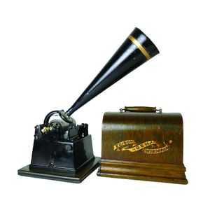 A vintage Edison 'Gem' cylinder phonograph, with oak dome cover,…