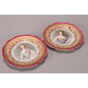 Pair of Russian Kuznetsov porcelain plates, of scalloped…