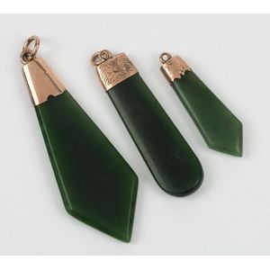 Three antique rose gold and New Zealand greenstone fobs, 19th&hellip;
