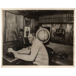 The B.A.N.Z. Antarctic Expedition: Official original photograph…