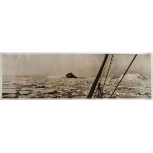The B.A.N.Z. Antarctic Expedition: Official original photograph…
