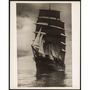 The B.A.N.Z. Antarctic Expedition: Official original photograph…