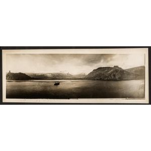 The B.A.N.Z. Antarctic Expedition: Official original photograph…