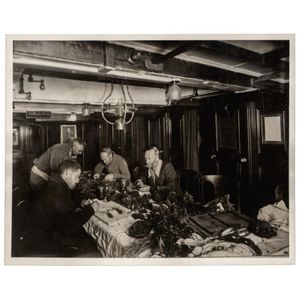 The B.A.N.Z. Antarctic Expedition: Official original photograph…