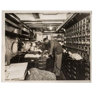 The B.A.N.Z. Antarctic Expedition: Official original photograph…