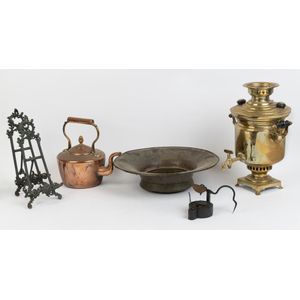 An interesting group of assorted metal wares, including a…