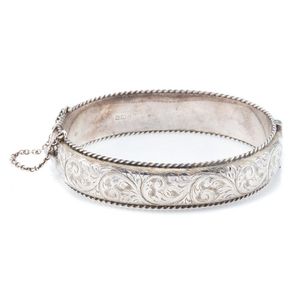 Vintage popular DANECRAFT ENGRAVED STERLING Silver Slip On Bangle Bracelet, 6.8mm Wide, 14.7 Grams