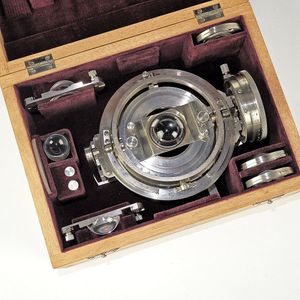 Rare Leitz Wetzlar universal gimbal microscope stage