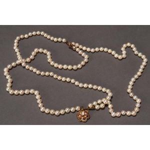 Value of 50 sale year old pearl necklace