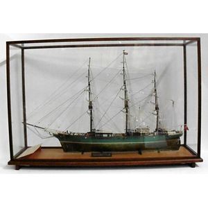 A superb ship modelled of Thermopylae in timber and glass…