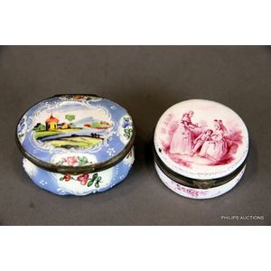 Two antique enamel bonbonnieres or patch boxes, 18th to 19th…