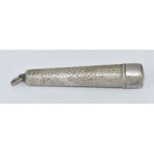 A sterling silver needle case, circa 1907. Height 7 cm. Weight…