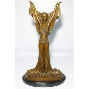 In the style of Demetre Chiparus, (20th century), an Art Deco…