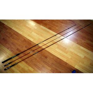 Three vintage split cane fishing rods, 235 cm, 248 cm and 278&hellip;