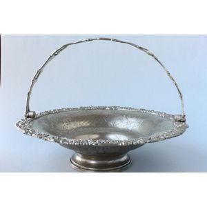 Late Victorian silver plate fruit basket, of circular form…