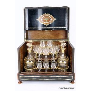 Vintage French and Continental 'cave a liqueur' boxed sets with