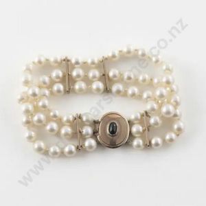 Girls Vintage newest 5.2 mm Cultured Pearl Bracelet with Dangling 14k white gold cross