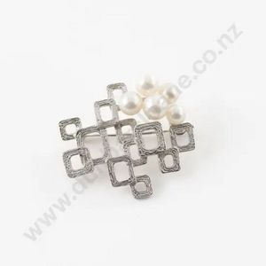 Pearl Cluster Brooch main image 0