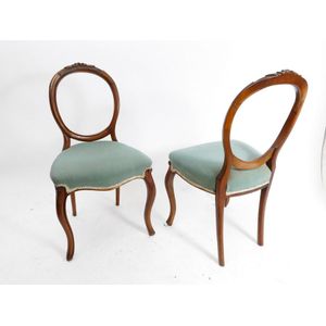 A set of six Victorian walnut balloon back dining chairs, leaf&hellip;