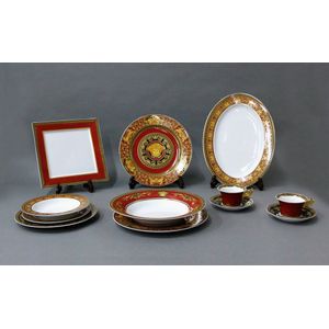 Medusa Set by Gianni Versace for Rosenthal, Set of 18 for sale at Pamono