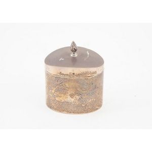 George V sterling silver oval tea caddy, plain oval the hinged…