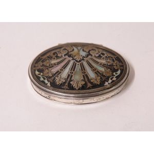 An early 19th century silver and pique oval snuff box, the…