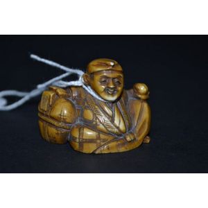 Stained Ivory Netsuke From Japan - Netsuke - Oriental