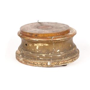 A Victorian gilt bird automata base with clockwork mechanism,…
