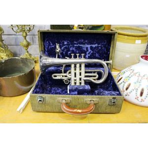 Vintage French nickel plated cornet Couesnon Paris, in original…
