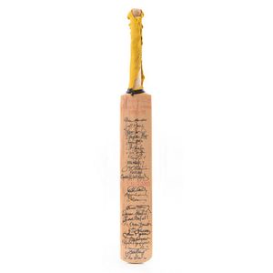 Craig Mcdermott's 'Gabba' cricket bat signed by the 1990-91…