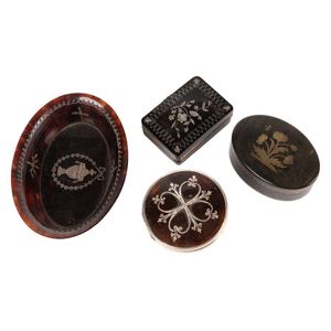 Four tortoiseshell items, 19th/20th century, comprising an oval…