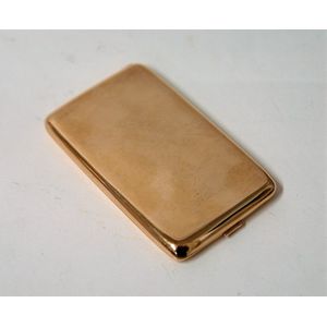 An Art Deco 9ct. yellow gold plain cigarette case, rectangular…
