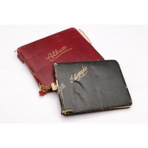 Early 20th century autograph albums containing various…