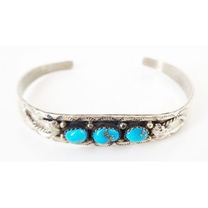 Antique and later turquoise bangles - price guide and values
