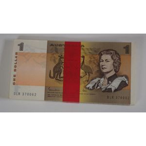 One hundred Australian consecutive $1 bank notes,…