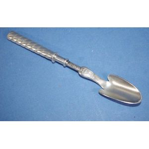 Vintage silver plate cheese scoop, marked for Rogers Brothers,…